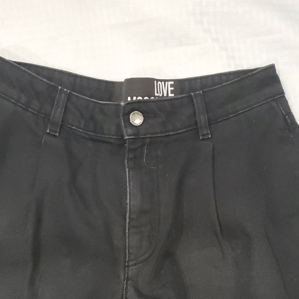 Love Moschino High Waist Black Frayed Hem Shorts - Picture 5 of 14